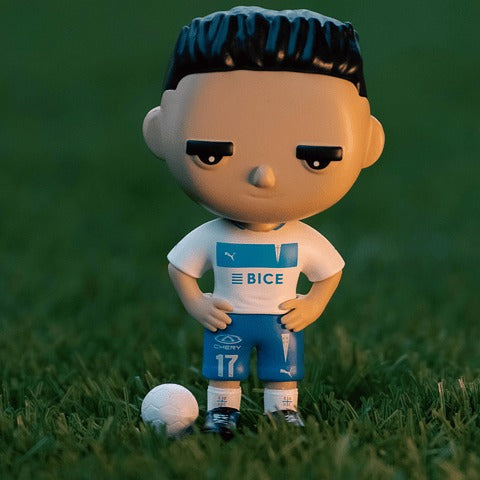 Figura Coleccionable Universidad Católica Local 2025