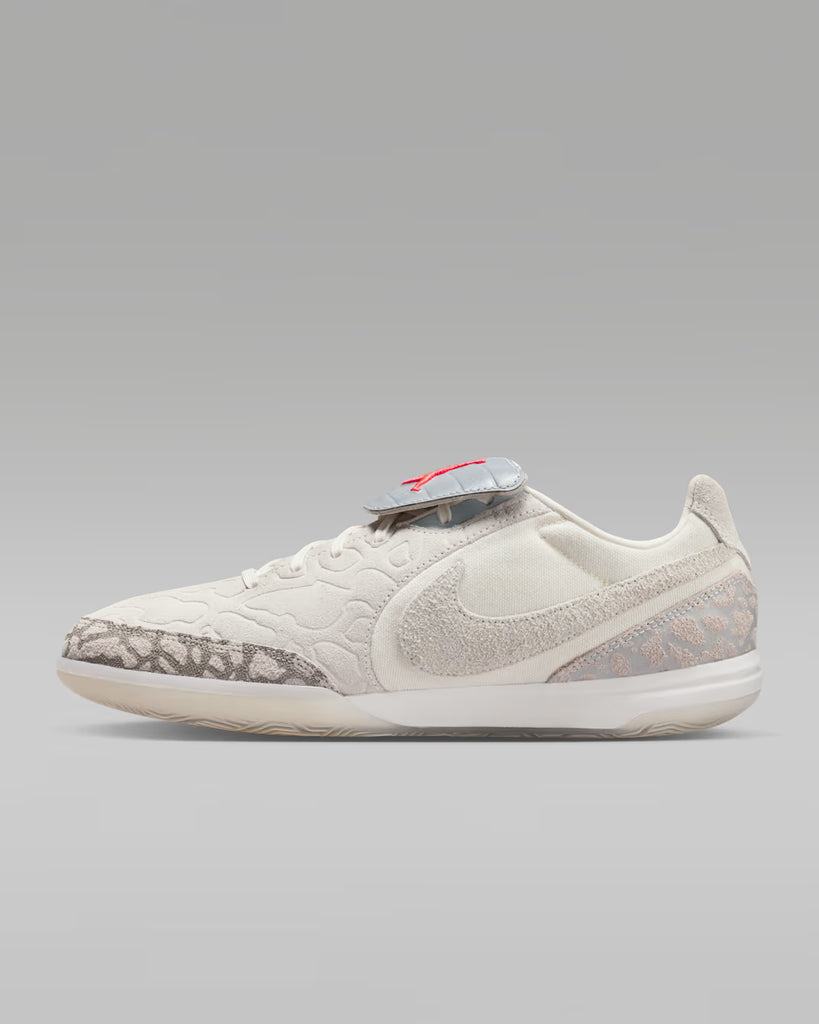 Zapatilla de Futbol Nike Tiempo Streetgato Se Blanco Adulto